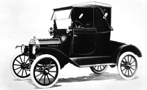 1917-ford-model-t-photo-338179-s-1280x782 copy
